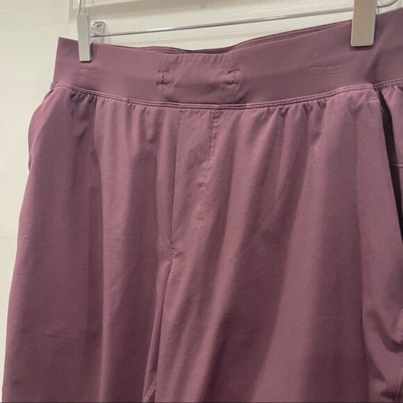 Lululemon Men T.H.E. Short Linerless 9” Size Large - Picture 4 of 6